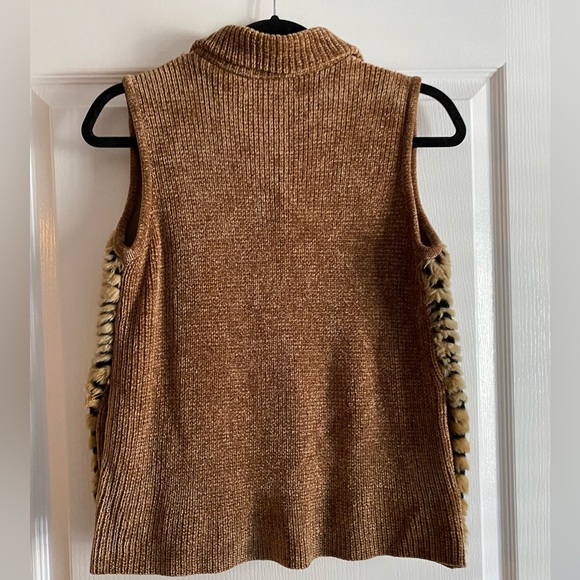 Faux fur and Chenille Ladies Vest (Animal Print) - Picture 5 of 6